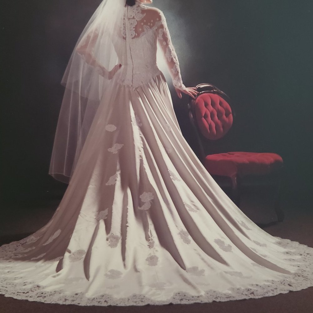 Wedding Gown, Size 4, Custom